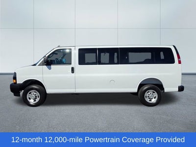 2025 Chevrolet Express Passenger 1LS