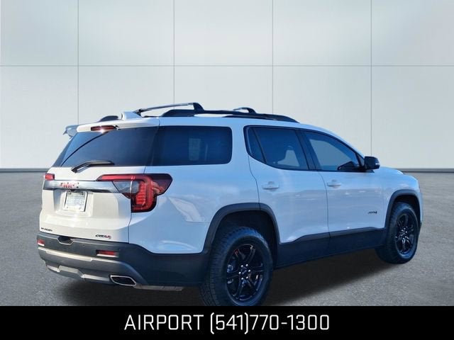 2023 GMC Acadia AT4