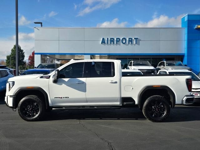 2025 GMC Sierra 3500 HD AT4
