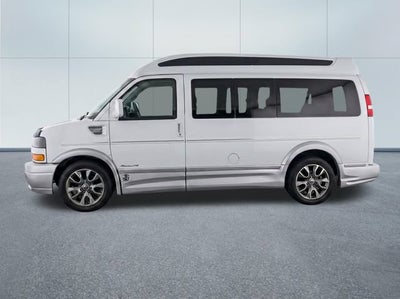 2022 GMC Savana Cargo 2500 Work Van