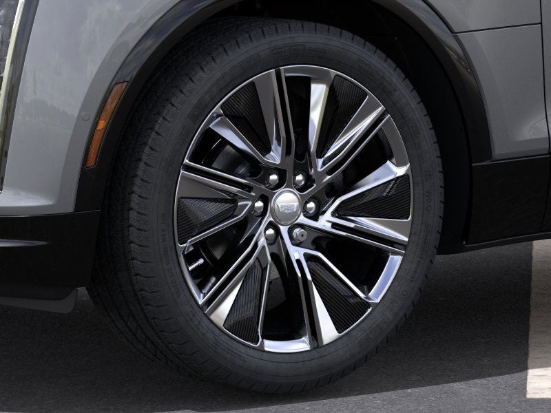 2025 Cadillac LYRIQ Luxury 3