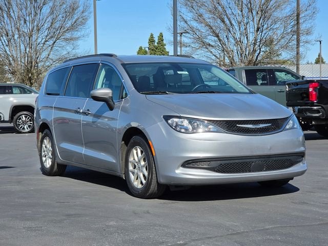 2021 Chrysler Voyager LXI