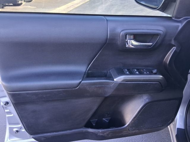 2020 Toyota Tacoma 4WD SR5