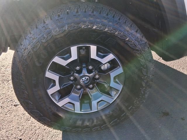 2020 Toyota Tacoma 4WD SR5