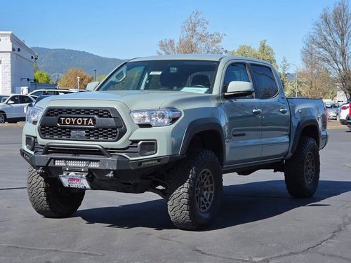 2022 Toyota Tacoma 4WD SR