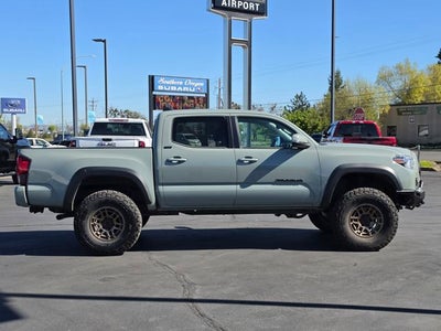 2022 Toyota Tacoma 4WD SR