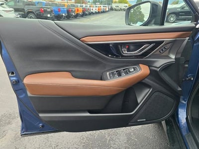 2022 Subaru Outback Touring XT