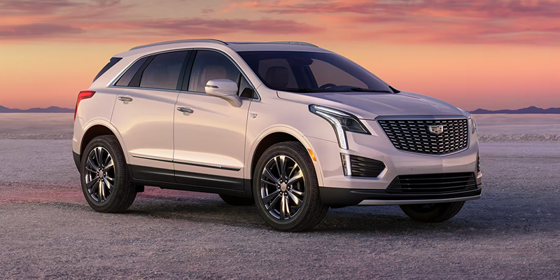 2026 Cadillac XT5 facing right